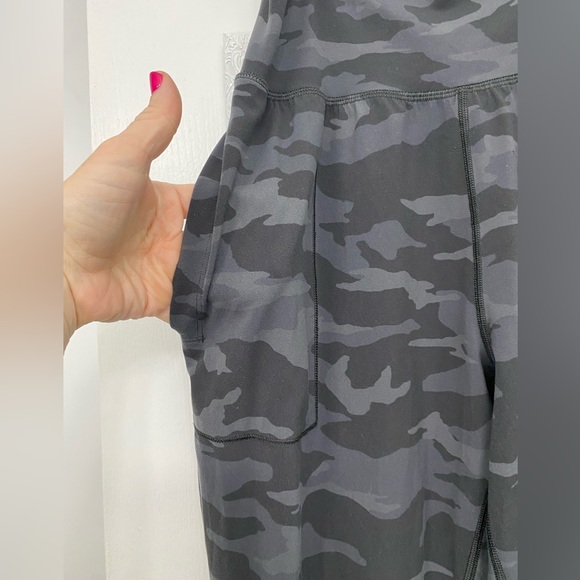 Athleta Salutation Camo Jogger - Picture 4 of 8